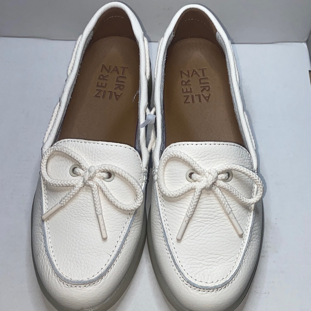 Naturalizer White Leather Moccasin Boat Shoe